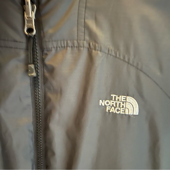 The North Face Women's Black Reversible Vest - Picture 8 of 12